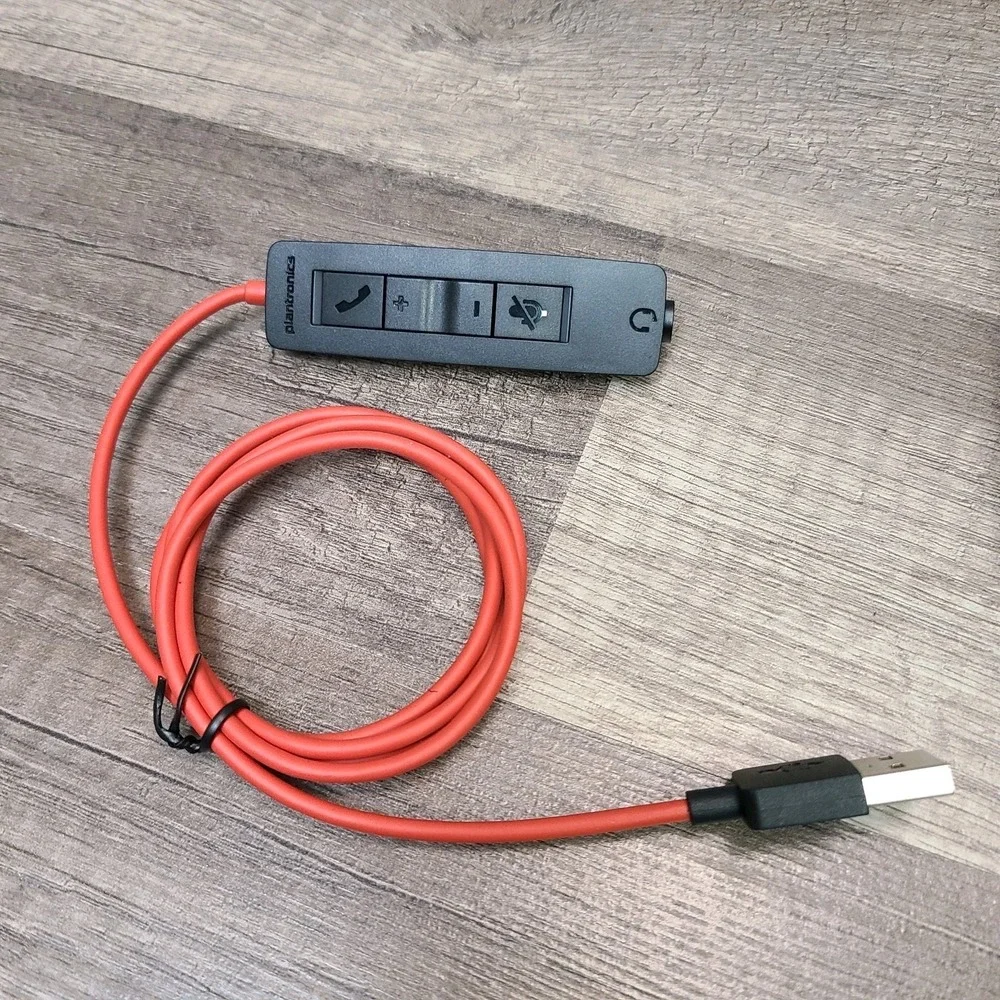 Plantronics C3200 Wired 3.5mm Jack Headset W/‎ USB Adapter & Case